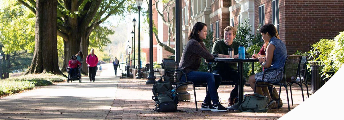 Longwood University students at table