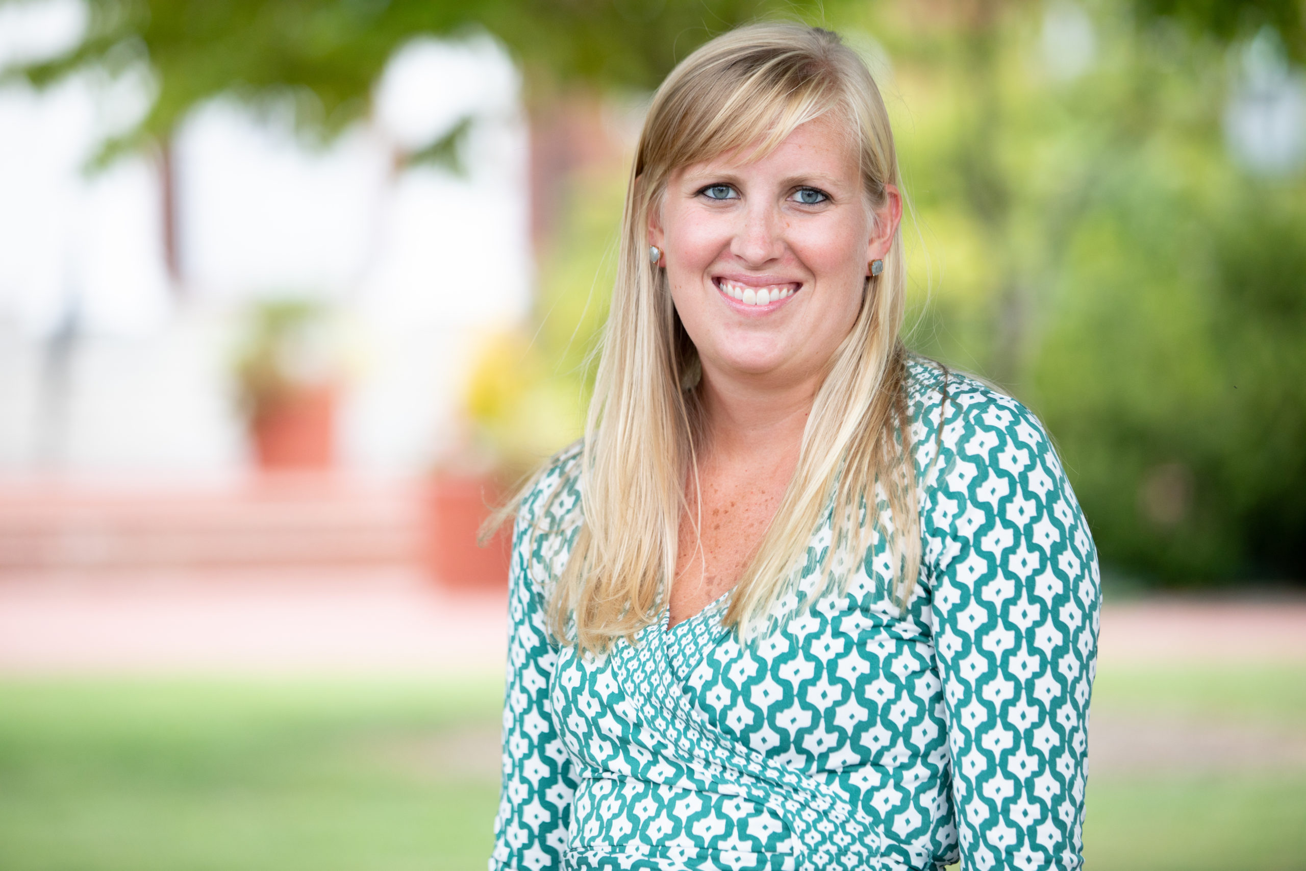 Longwood professor Dr. Rebecca Wetmiller