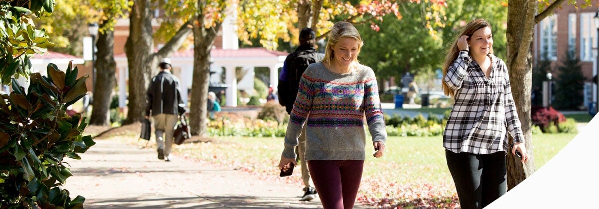 Students on Longwood campus